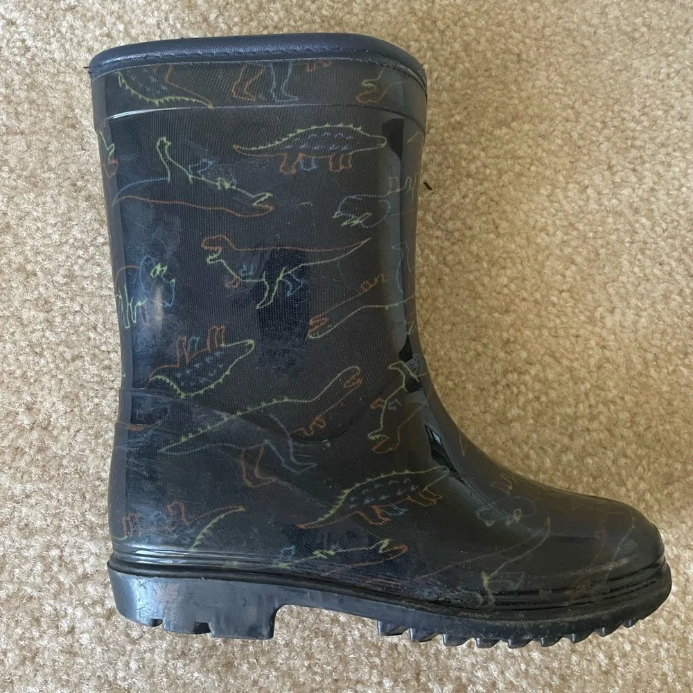 Carter‎ Dinosaur Rain Boots. Toddler size 8m